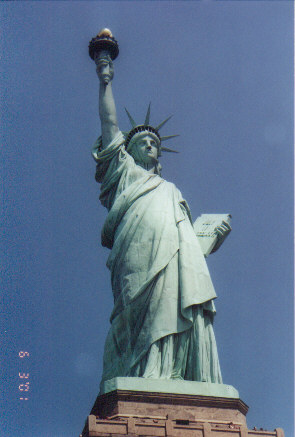 Statue of Liberty.jpg (36133 bytes)